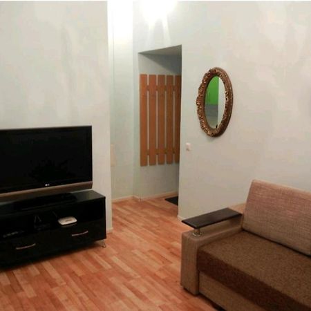 Apartment On Knyazya Romana 26 Center Lviv Buitenkant foto